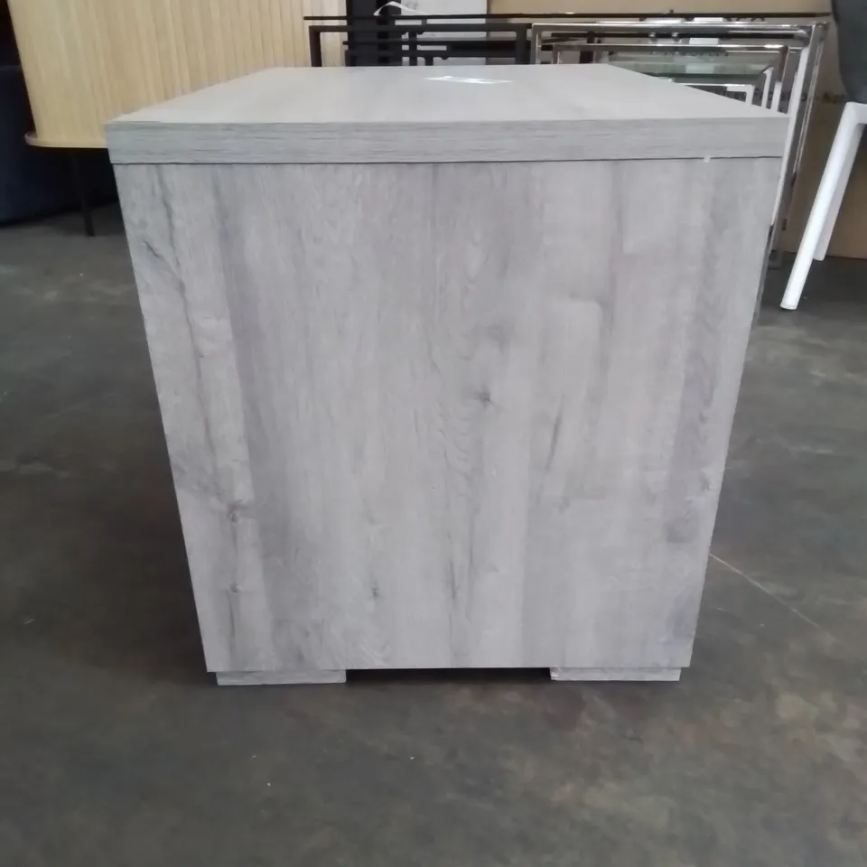 QUALITY MADE GREY WASH 2 SOFT CLOSE DRAWER BEDSIDE TABLE