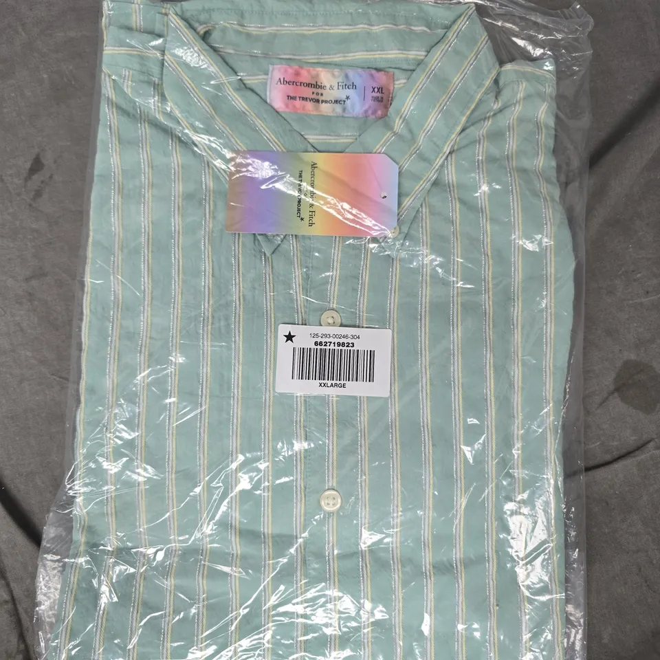 ABERCROMBIE & FITCH FOR THE TREVOR PROJECT SHIRT IN GREEN SIZE XXL