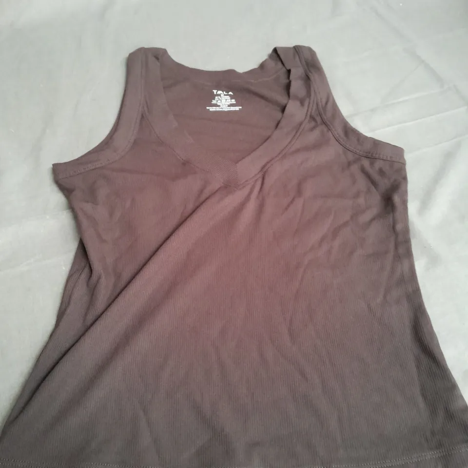 TIALA 365 SCUPLTING LOUNGE 2 WAY RACER VEST - MEDIUM
