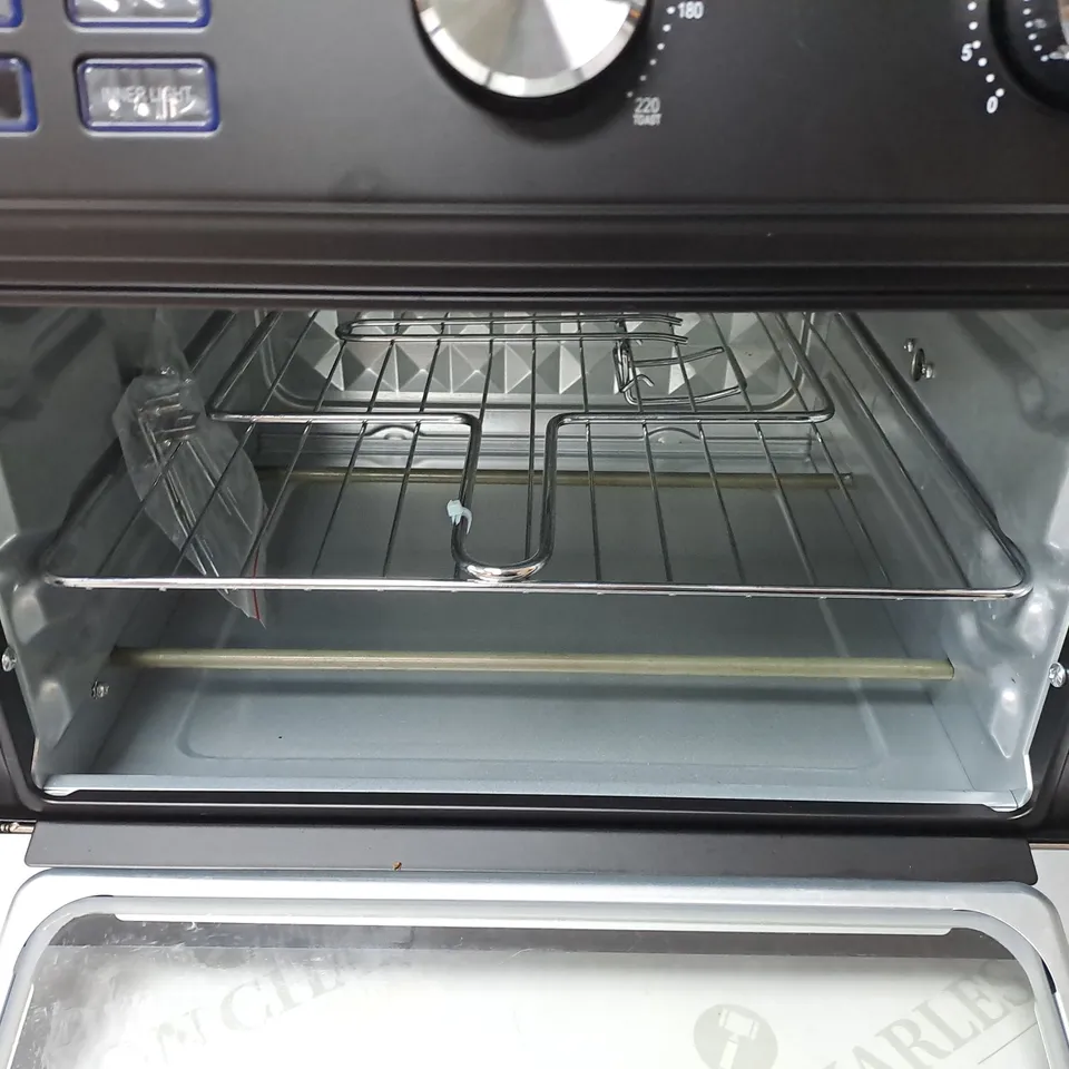 BOXED COOK'S ESSENTIAL 21-LITRE AIRFRYER OVEN IN BLACK