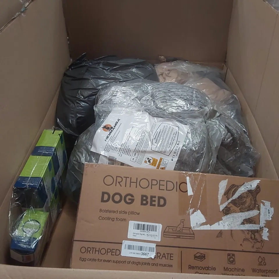 PALLET CONTAINING A VERY LARGE QUANTITY OF ASSORTED PET PRODUCTS