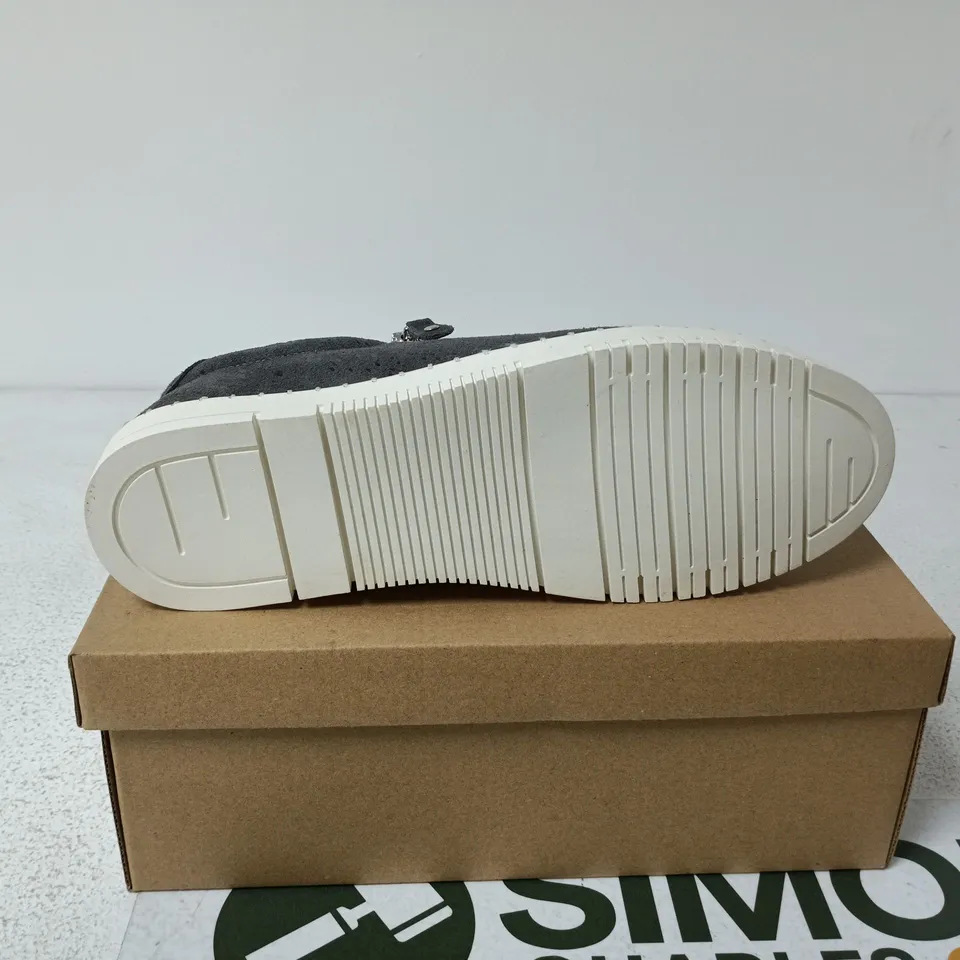 JO & JOE PORTO SHOES GREY SIZE 7 BOXED