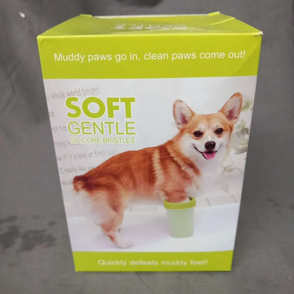 APPROXIMATELY 60 SOFT AND GENTLE SILICONE BRISTLES MUDDY PAWS CLEANERS