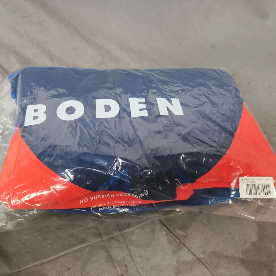 BAGGED MINI BODEN COAT - 10/11 YEARS 