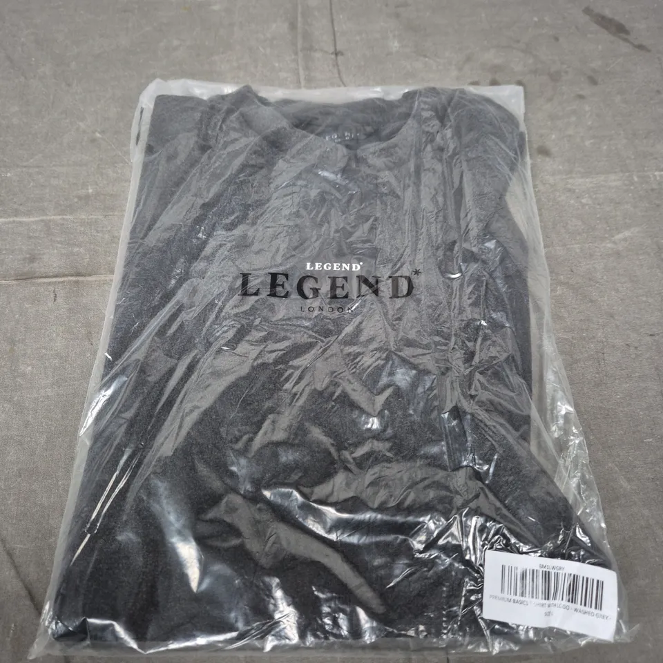 LEGEND LONDON PREMIUM BASICS T-SHIRT WITH LOGO – WASHED GREY – SIZE L