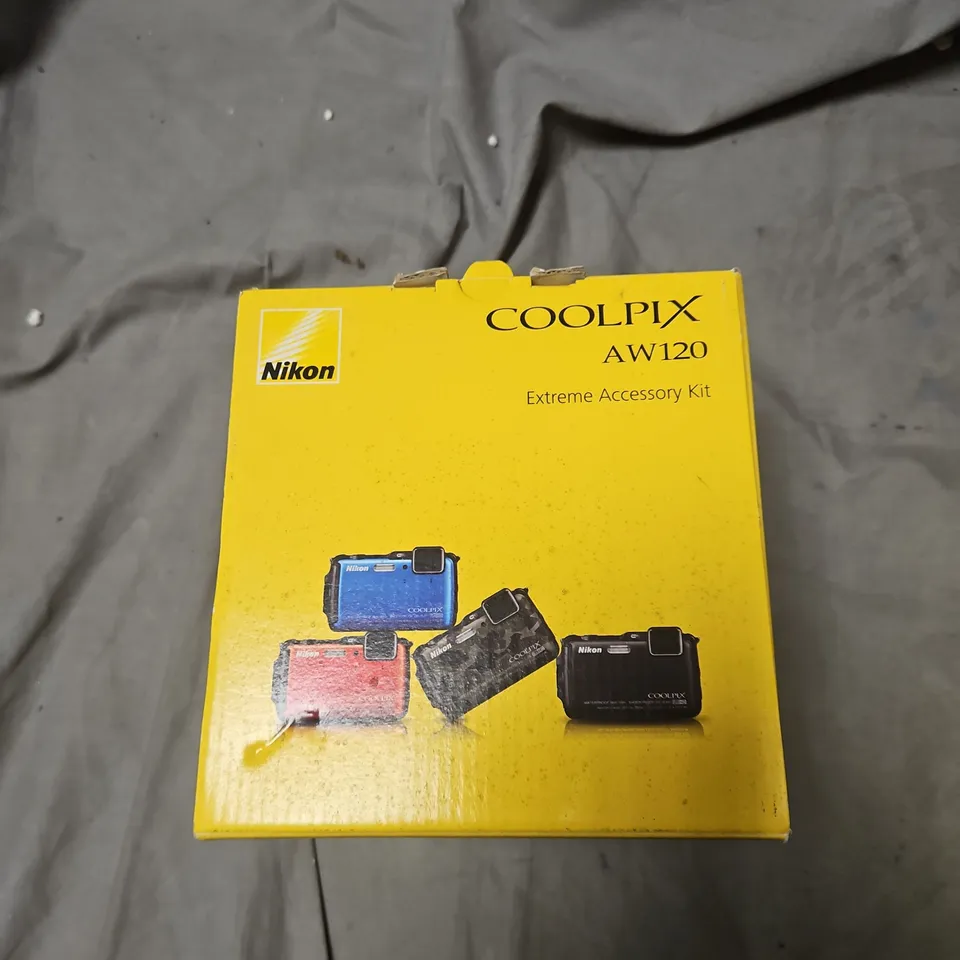 NIKON COOLPIX AW120 EXTREME ACCESSORY KIT AW120