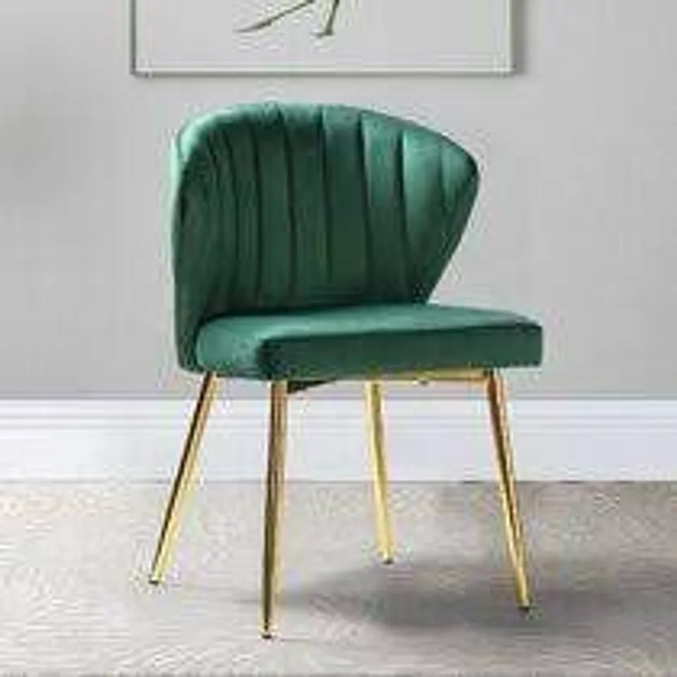 GREEN ACCENT CHAIR