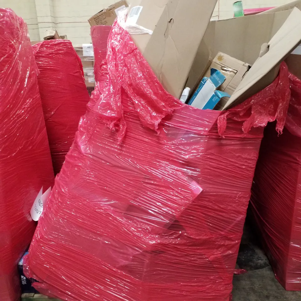 PALLET OF ASSORTED PRODUCTS INCLUDING PICTURE FRAME, TOWEL RAIL, WOOD BLIND, HAND SAW