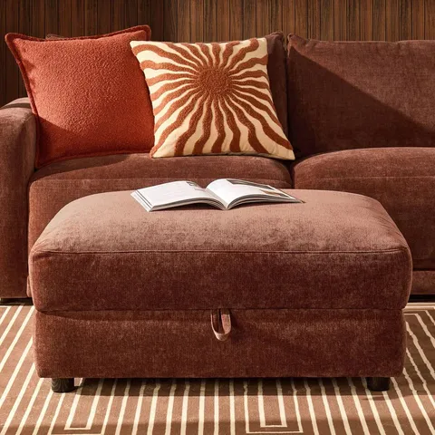 BOXED DUSK LYON STORAGE POUFFE - CHENILLE DARK RUST (1 BOX)