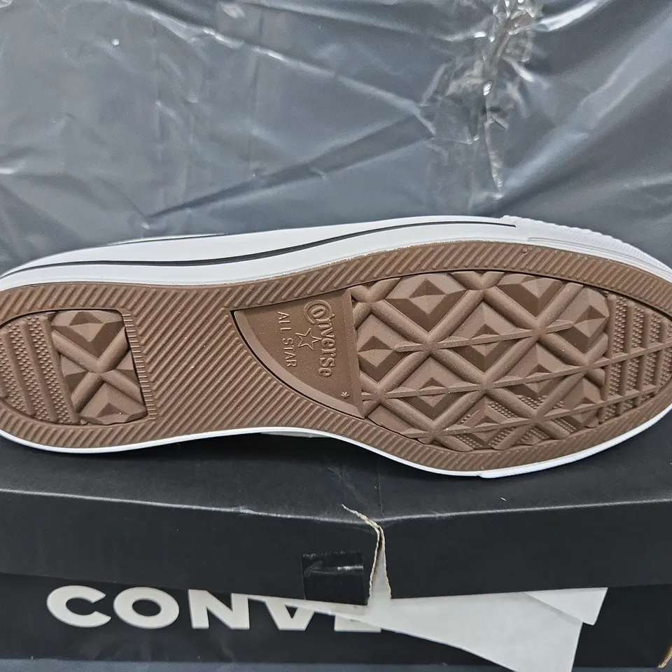 BOXED PAIR OF CONVERSE ANIMAL PRINT SOLE TRAINERS IN CREAM - UK 7