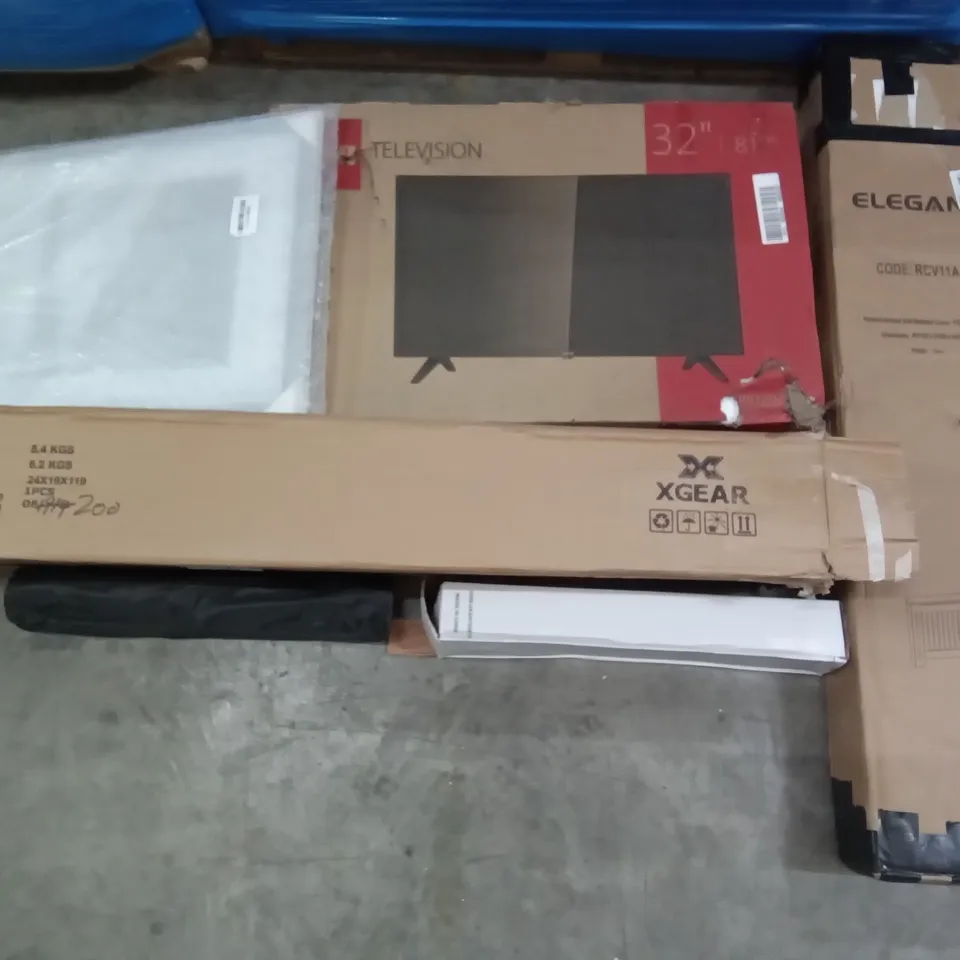 PALLET OF ASSORTED ITEMS INCLUDING ELEGANT, RADIATOR COVER, RCA TELEVISION 32" TV, XGEAR HARD ARM LUMBAR SUPPORT CAMPING CHAIR, HOME 21 GALLON AUTOMATIC TRASH CAN, GETFIT 