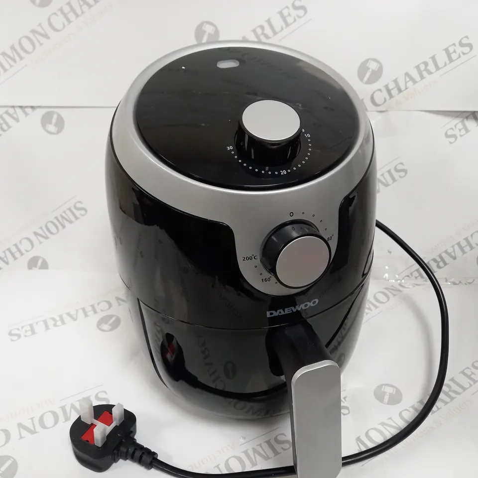 BOXED DAEWOO 2 LITRE COMPACT AIR FRYER