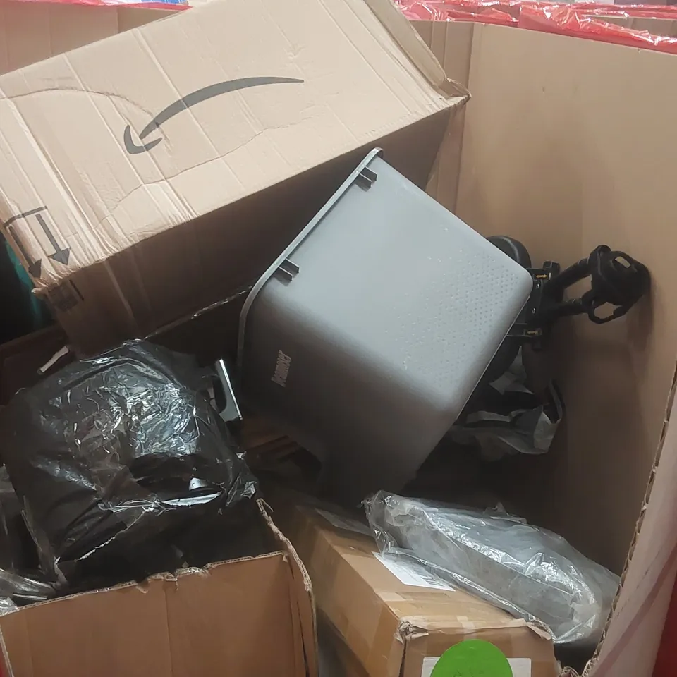 PALLET CONTAINING A VERY LARGE QUANTITY OF ASSORTED ITEMS INCLUDING: MANSADER PARASOL, HIKING BACKPACK, SLIDEAWAY STORAGE SOLUTION ECT