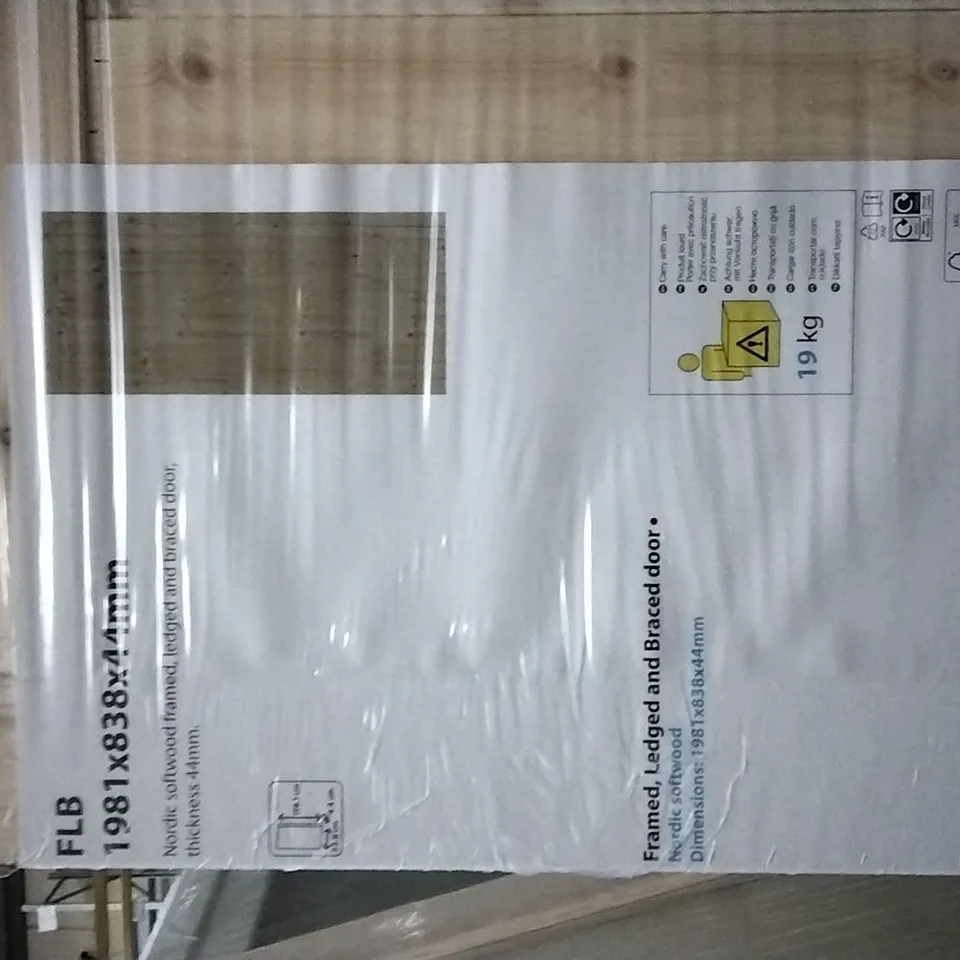 BRAND NEW FLB 1981 X 838 X 44MM , NORDIC SOFTWOOD FRAMED LEDGE AND BRACED DOOR 