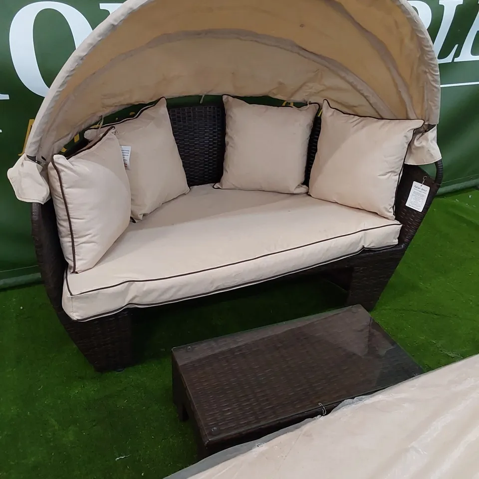 DESIGNER ROUND RATTAN SOFA WITH CANOPY AND SMALL TABLE