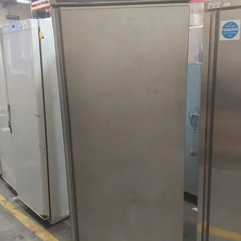 POLAR CD085 COMMERCIAL 600 LTR FREEZER SINGLE DOOR