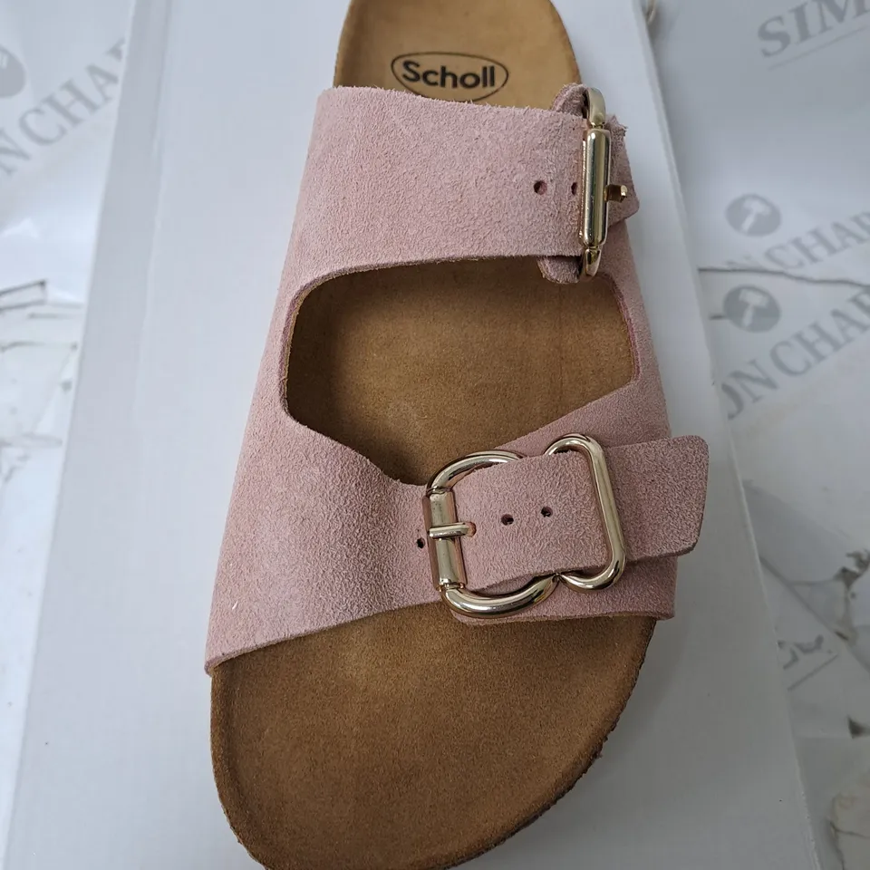 BOXED SCHOLL SANDLES IN PINK SIZE 6