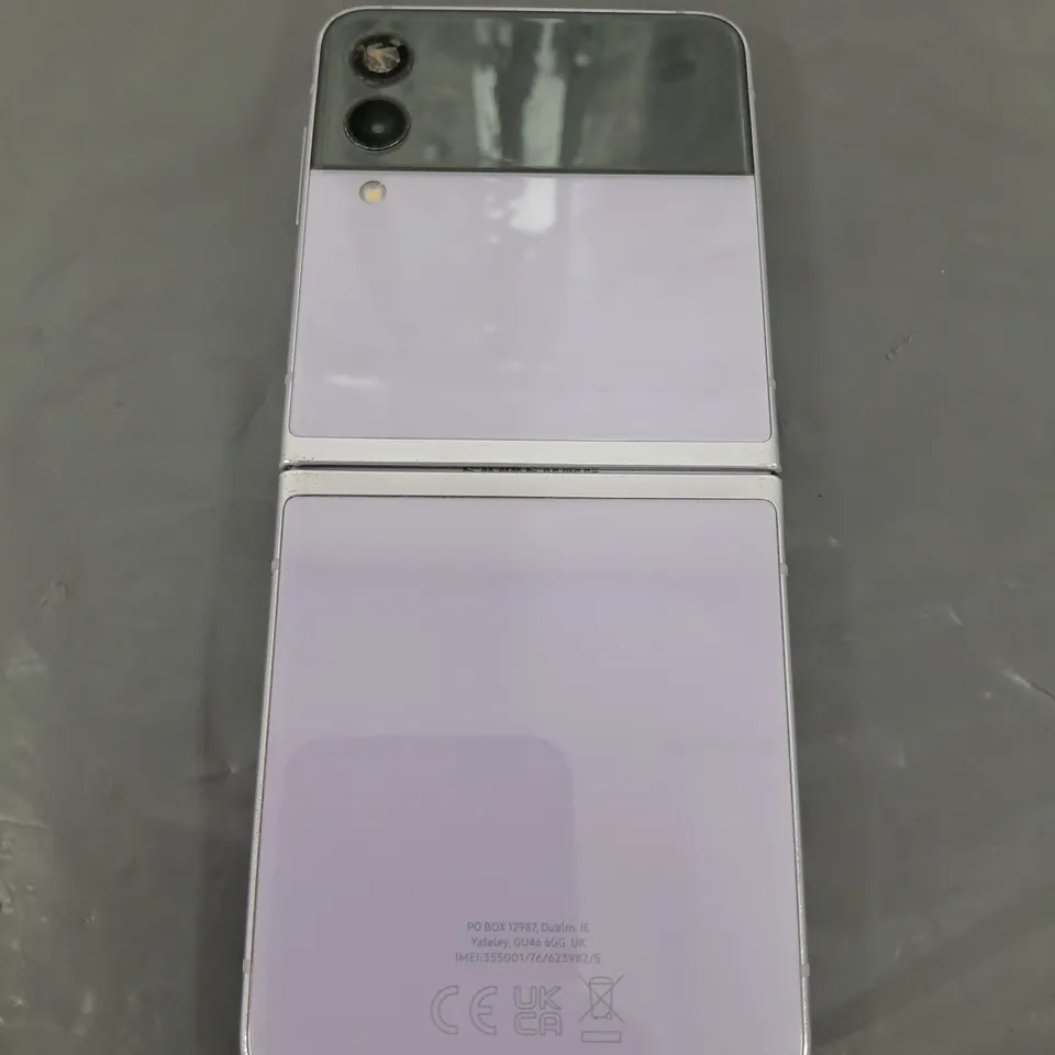 SAMSUNG GALAXY Z FLIP3