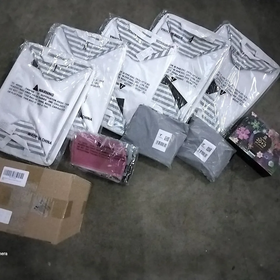 PALLET OF ASSORTED ITEMS INCLUDING ENIBELE HAIR TOOL ORGANISER, MEFA PERFECT 20+3 GEL POLISH, SEA TEAM BAGS WITH ZIPPERS, PANDA BAG, UKRAINIAN HANDHELD FLAG
