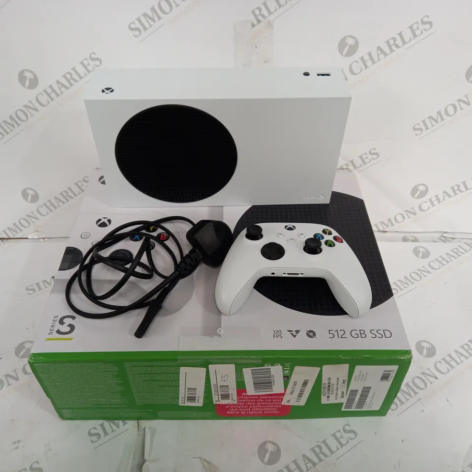 BOXED XBOX SERIES S 512GB GAMING CONSOLE WITH CONTROLLER