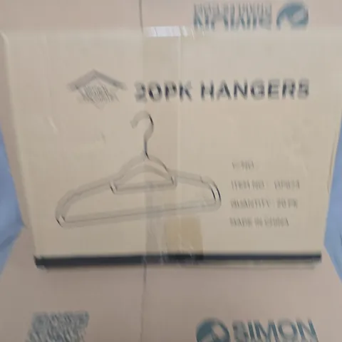 20-PACK PLASTIC COAT HANGERS – BOXED