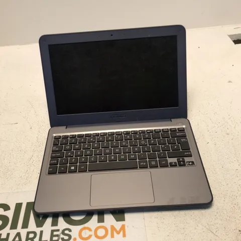 ASUS E201NAS UK – CELERON N3350 – 4GB RAM – 64GB EMMC – BLUE (CX)