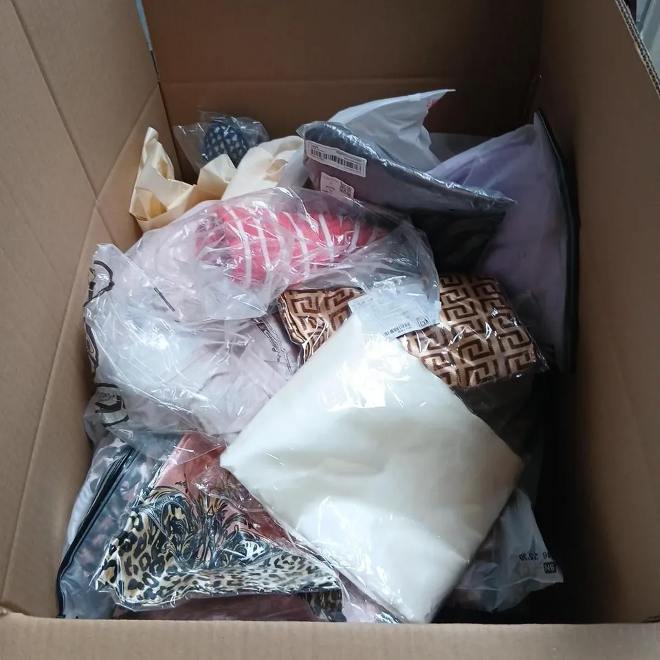 LARGE QUANTITY OF ASSORTED CLOTHING AND ACCESSORIES TO INCLUDE; BAGS, SCARVES AND PJAMAS
