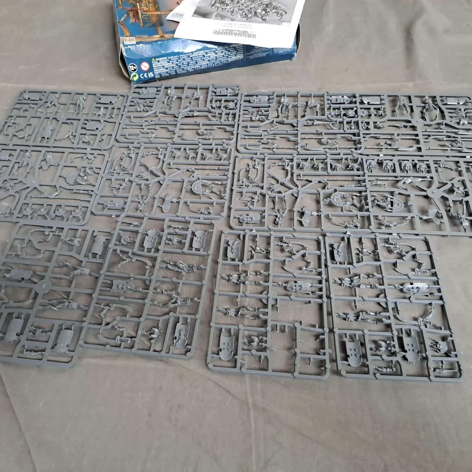 BOXED WARHAMMER THE OLD WORLD TOMB GUARD SET 