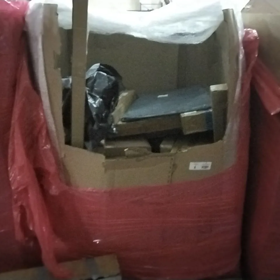 PALLET OF ASSORTED ITEMS TO INCLUDE: FARINI OFFICE CHAIR, SHOE RACK, PET NECK PROTECTOR, STEP LADDER ETC 