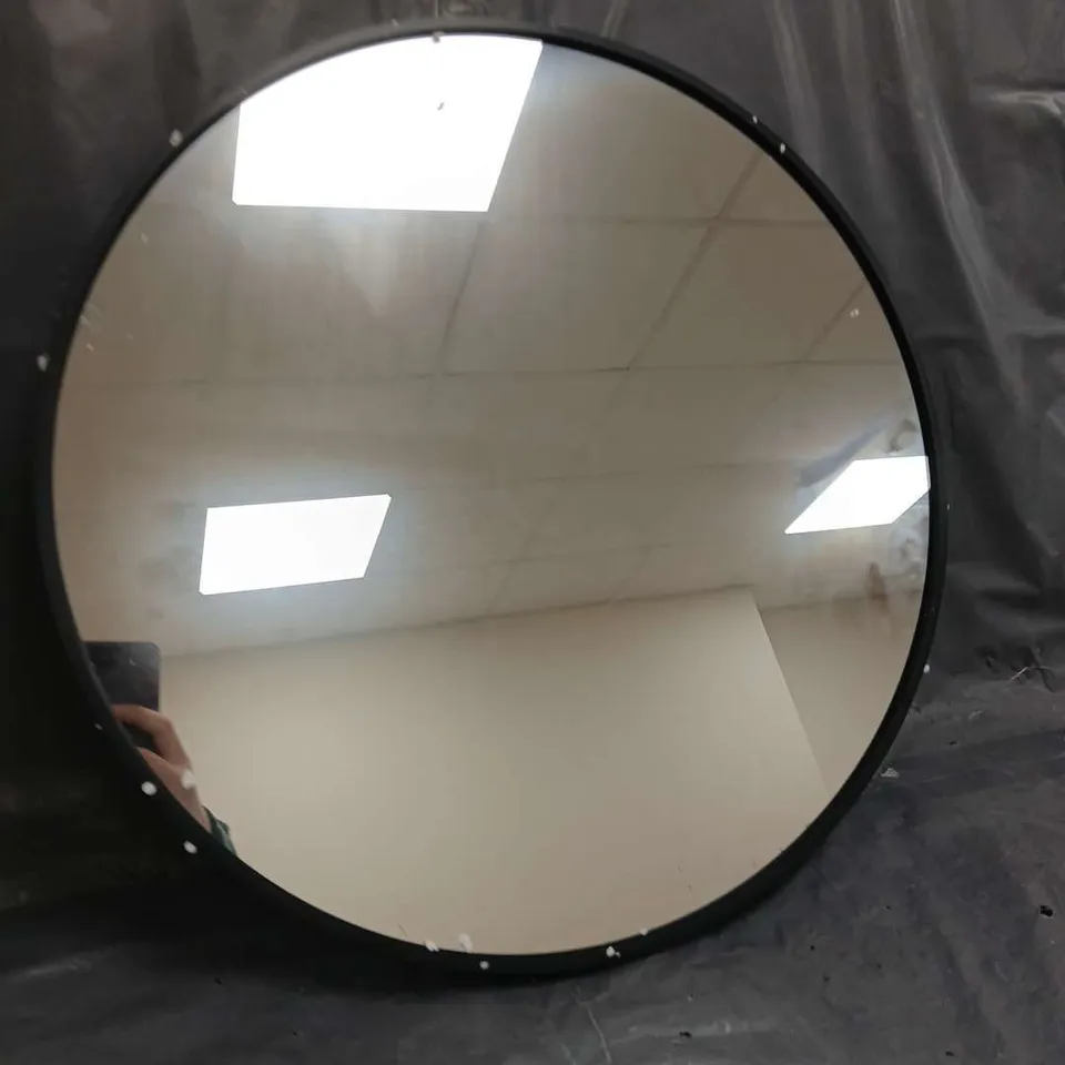 HANGABLE ROUND MIRROR - COLLECTION ONLY