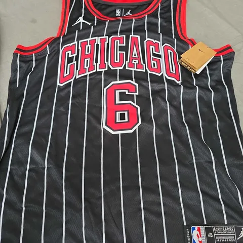 CHICAGO BULLS JERSEY VEST - CARUSO - L