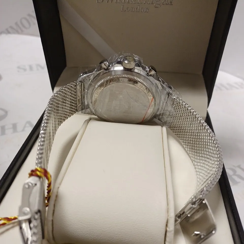 SWAN & EDGAR TRIPLE DIAL SILVER MESH STRAP WRISTWATCH 