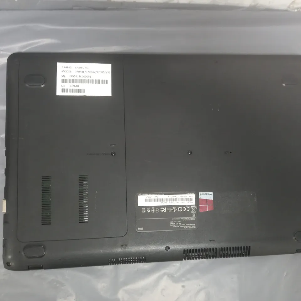 SAMSUNG 370R4E/370R4V/370R5E/3570RE/370R5V 15 INCH	I3-3110M 2.40GHZ