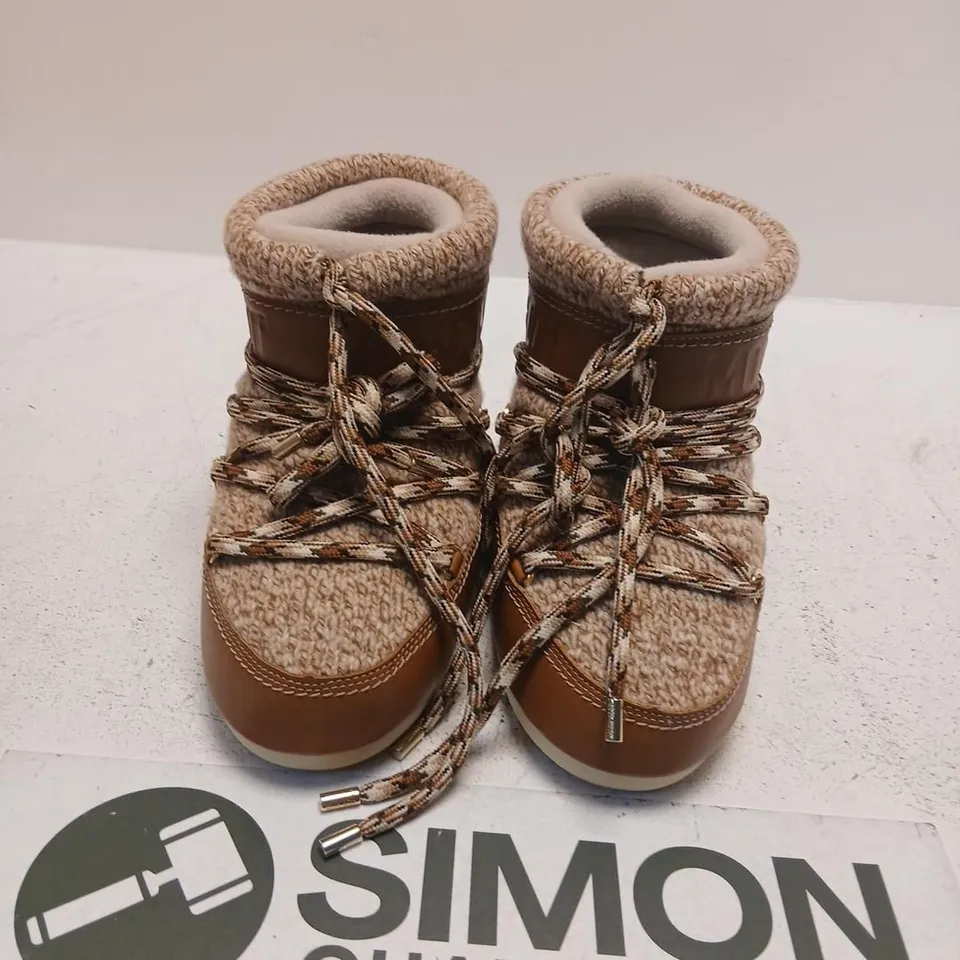 CHLOÉ X MOON BOOT BOOTS – BROWN KNIT WITH LEATHER DETAILS SIZE 4
