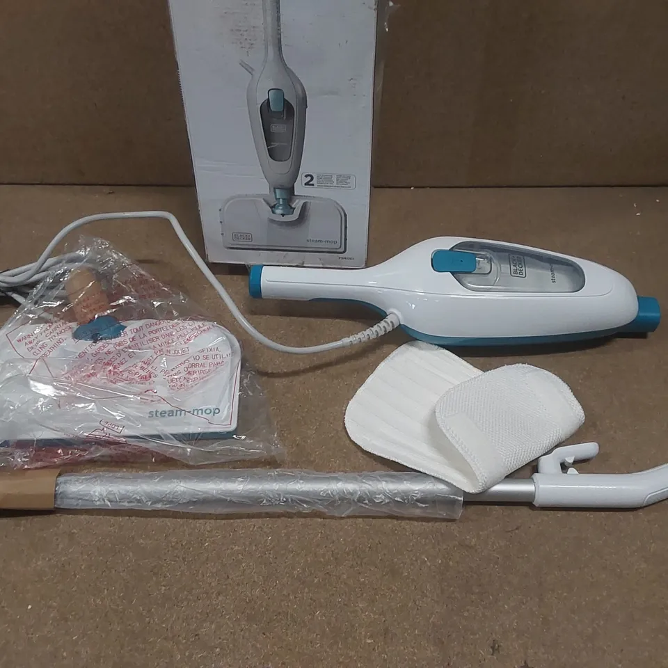 BOXED BLACK + DECKER STEAM-MOP