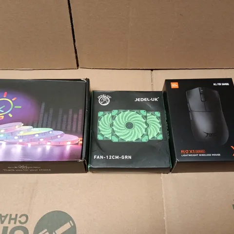 APPROX 10 ASSORTED ITEMS TO INCLUDE COMPUTER MOUSE, LED LIGHT STRIPS AND JEDEL FAN