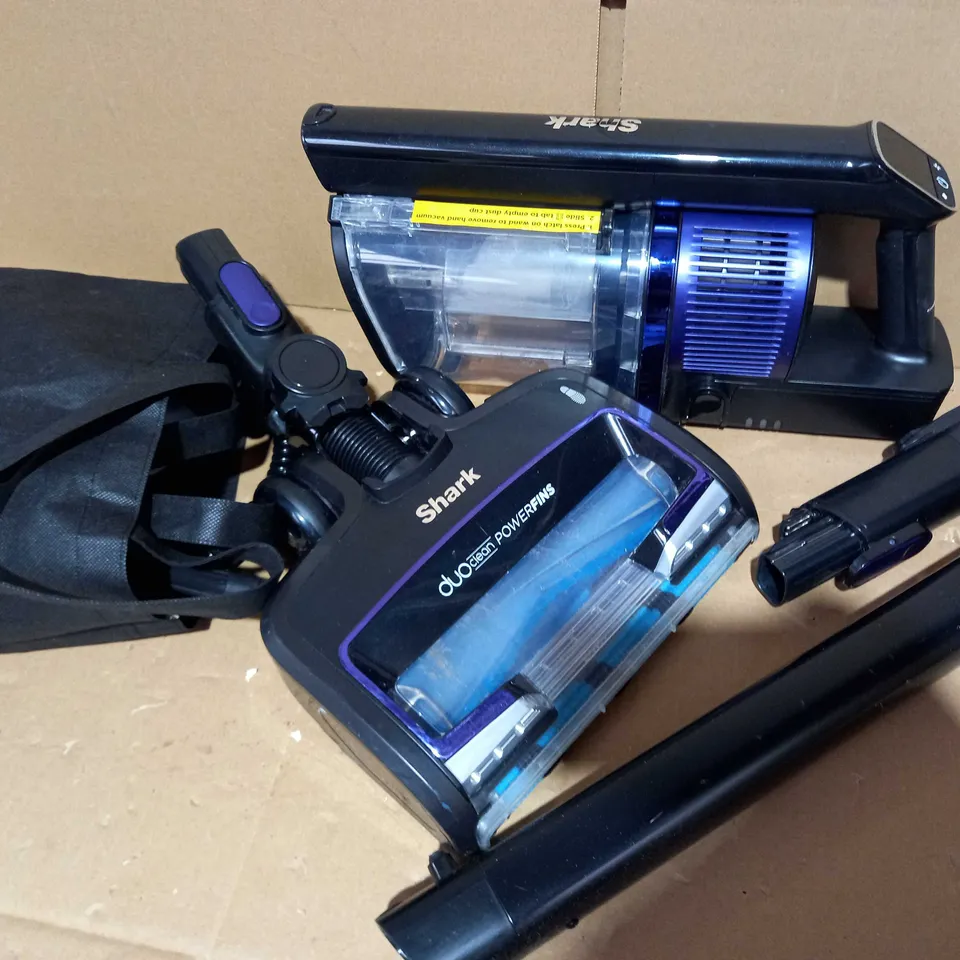 SHARK CORDLESS STICK VACUUM IZ390UKTQ