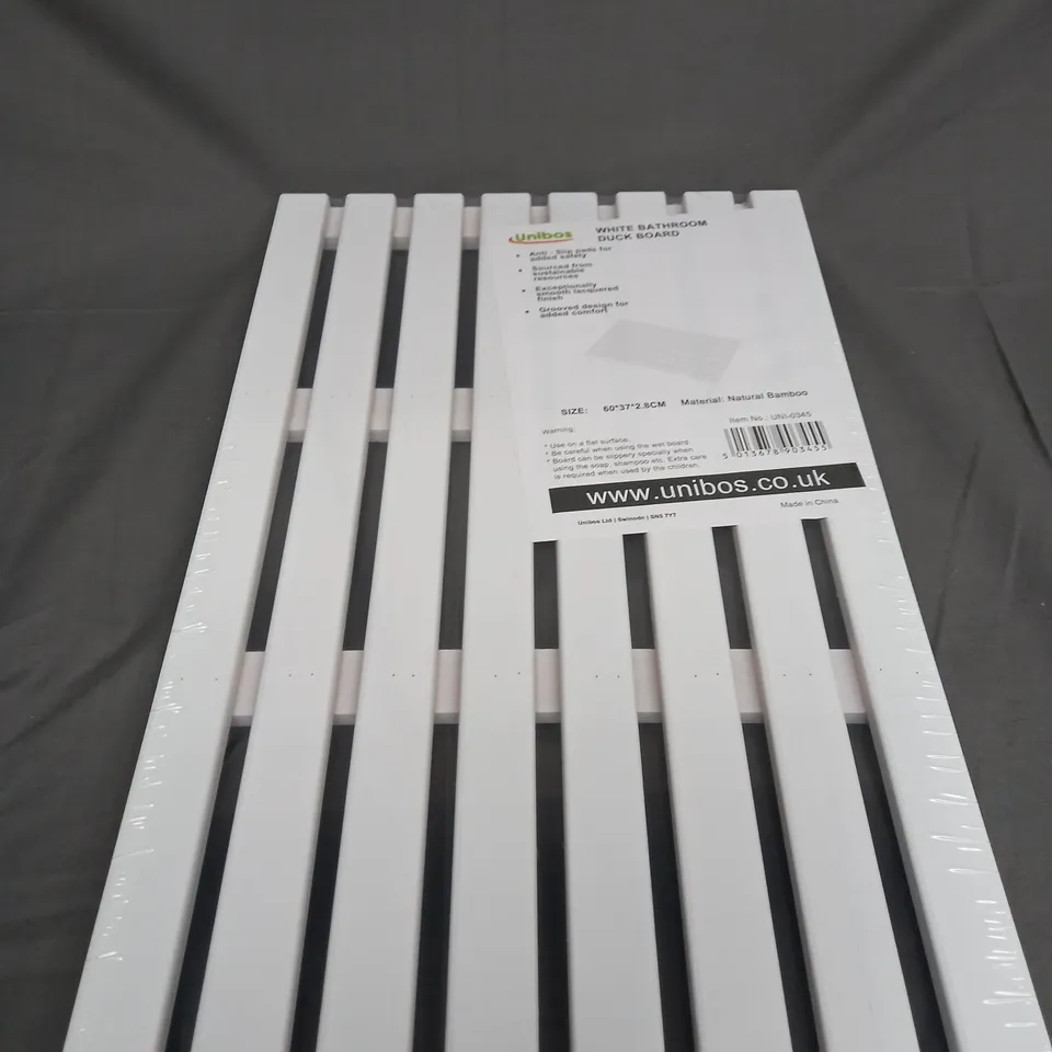 WHITE BAMBOO BATHROOM DUCK BOARD