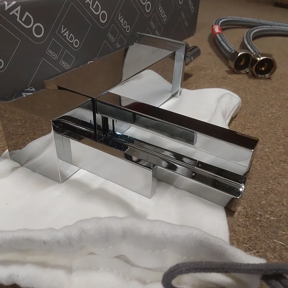 BRAND NEW BOXED VADO SINGLE LEVER MONO BASIN WATERFALL MIXER