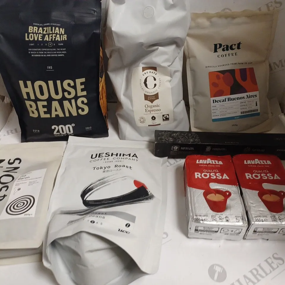 APPROXIMATELY 10 ASSORTED COFFEE PRODUCTS TO INCLUDE CLIMPSON & SONS, LAVAZZA, PACT COFFEE ETC 
