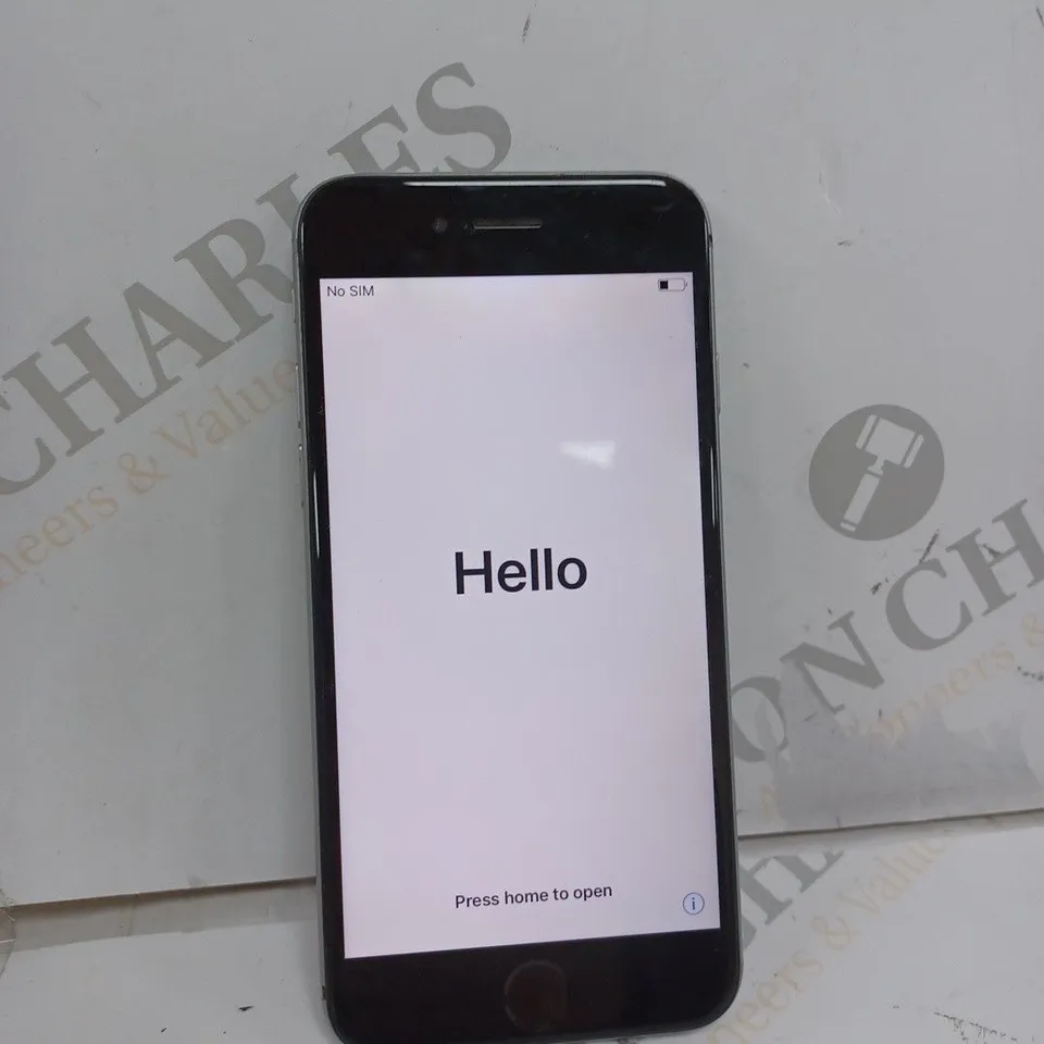 IPHONE MODEL A1586 IN SILVER 