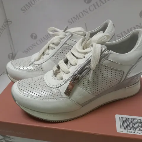 BOXEDE WHITE MODA TRAINERS - SIZE 5