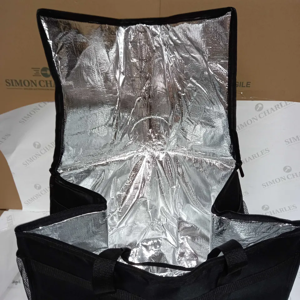 DESIGNER STYLE PORTABLE INSULATED CARRY BAG 