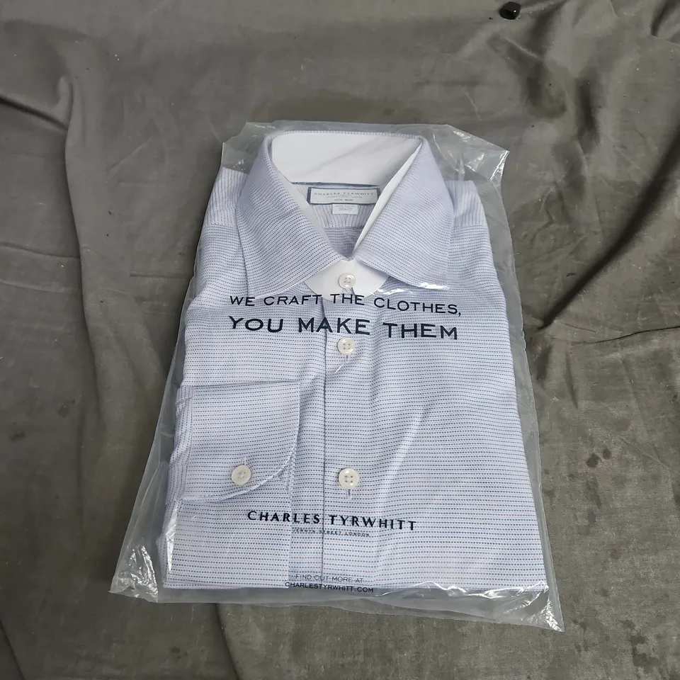 CHARLES TYRWHITT NON-IRON STRETCH TEXTURE EXTRA SLIM FIT SHIRT IN LILAC CIRCLE SIZE 16 1/2/34"