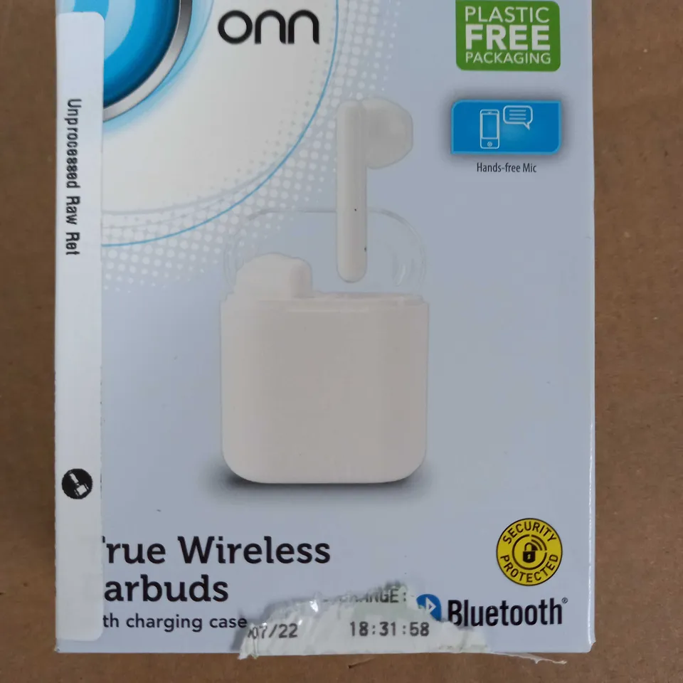 ONN TRUE WIRELESS EARBUDS WITH CHARGING CASE - WHITE
