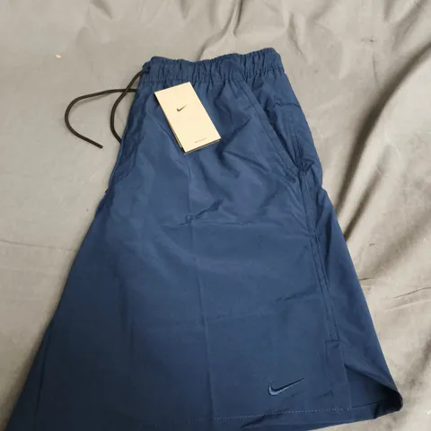 NIKE LOGO NAVY SHORTS - LARGE