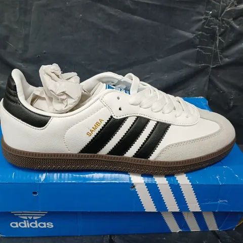 BOXED PAIR OF ADIDAS SAMBA VEGAN TRAINERS - US SIZE 8