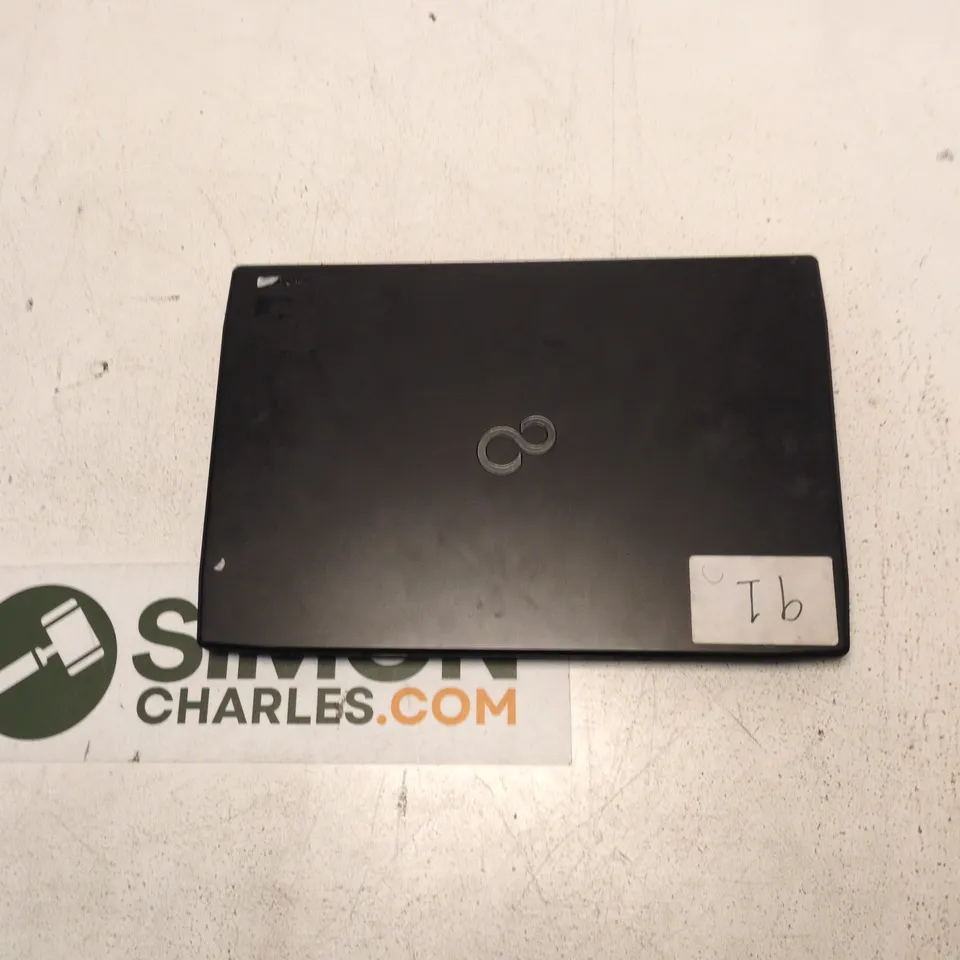 FUJITSU LIFEBOOK AH544 LAPTOP – WINDOWS 8 PRO (FAULTY; NOT POWER TESTED)