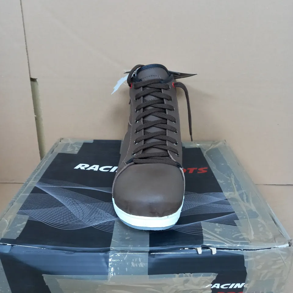 BOXED RKS SPORT BROWN RACING BOOTS IN BROWN - SIZE 42 