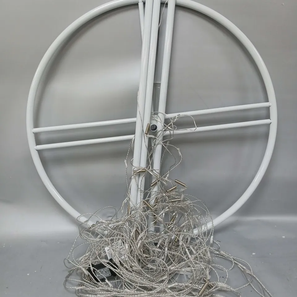 8" MULTIFUNCTIONAL WATERFALL OUTDOOR TREE LIGHT RRP £89.99